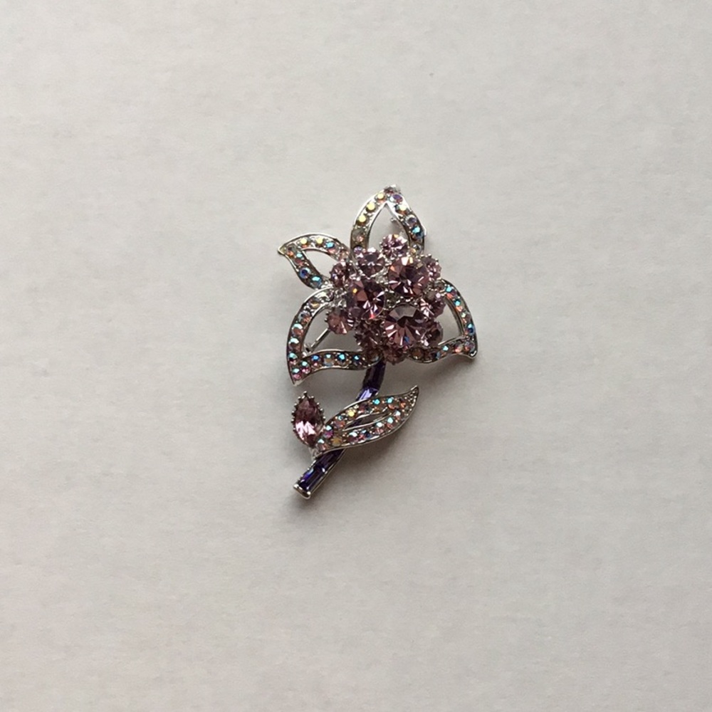 flower brooch pin
